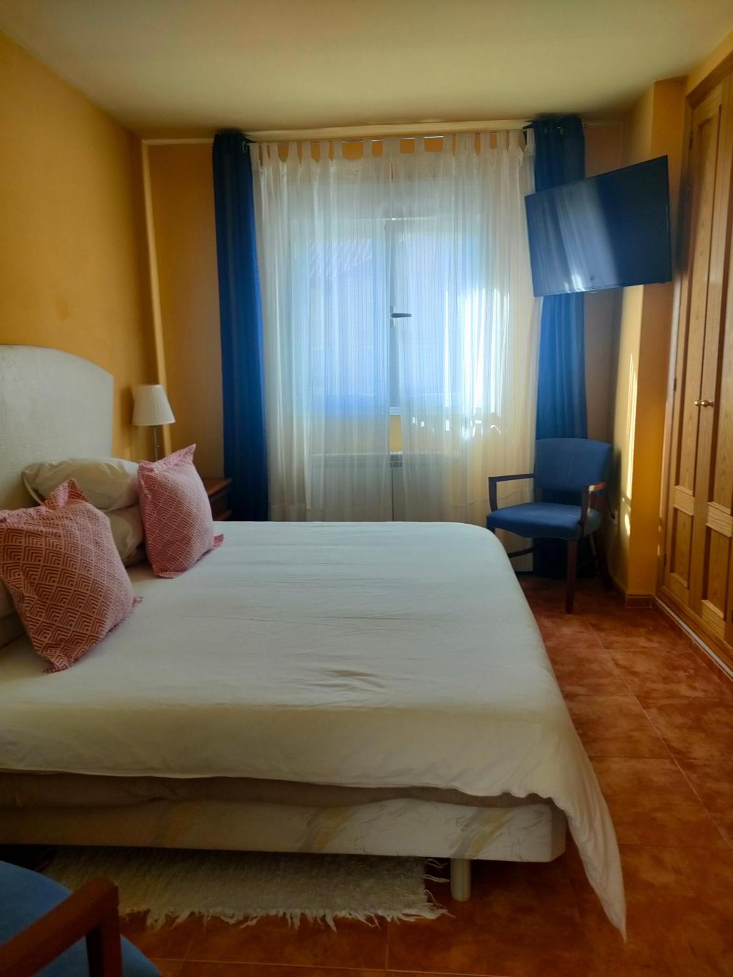 Homey Stays Anover de Tajo Ngoại thất bức ảnh